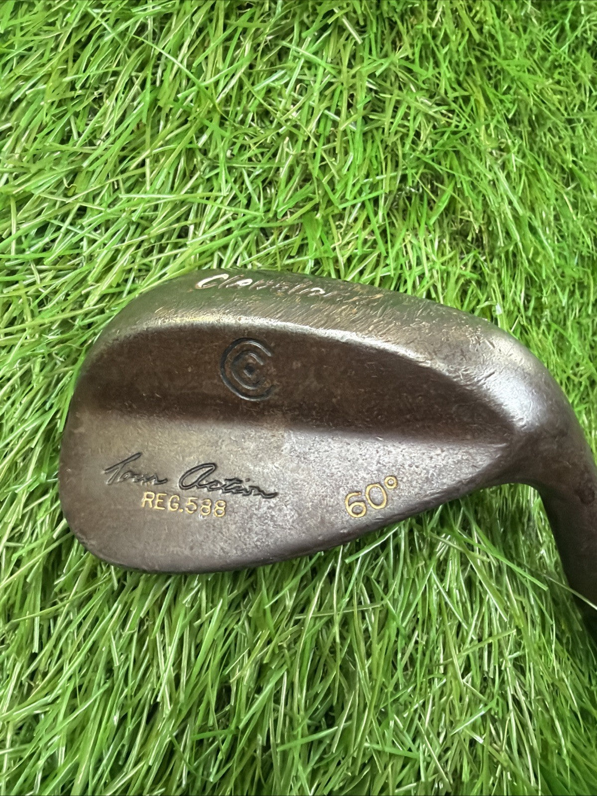 Cleveland Tour Action REG.588 60° Wedge raw RH True Temper Steel Shaft 35"