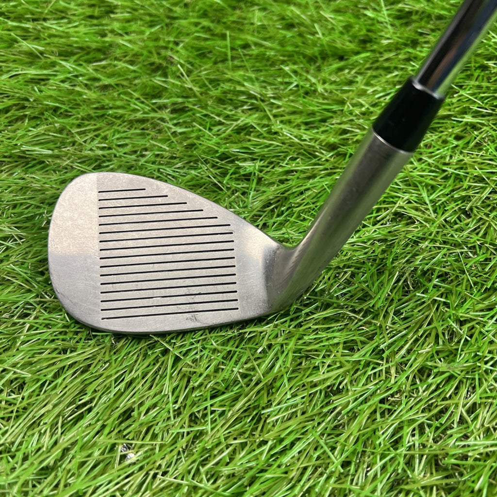 Wedge Gear 52° Wedge SW RH Steel Shaft 35.5"