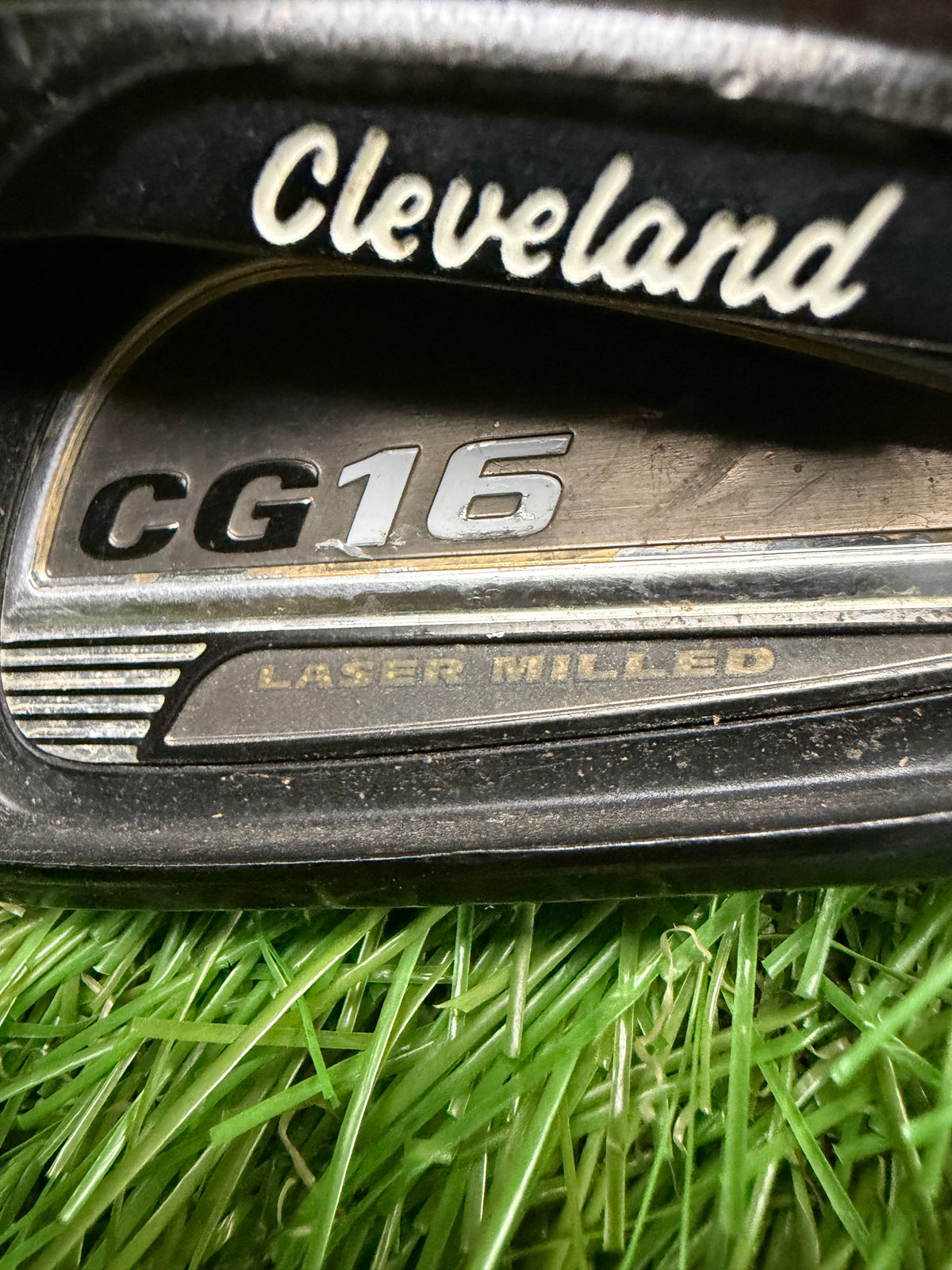 Cleveland CG16 4 Iron 21° RH Traction 85 Regular Flex Shaft 39.25"
