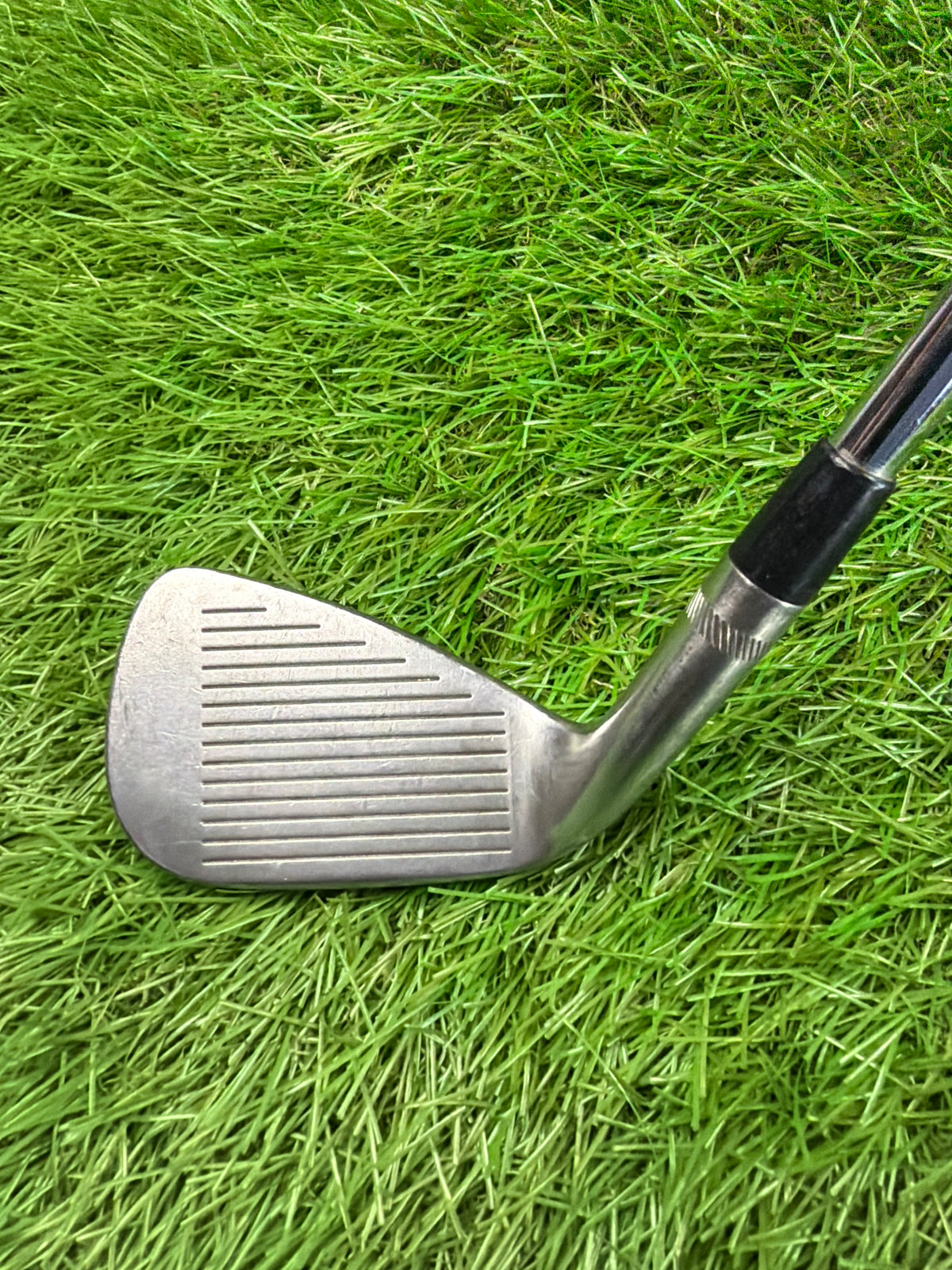 Titleist DCI 990 9 Iron RH Dynamic Golf S300 Stiff Flex Shaft 35.75"