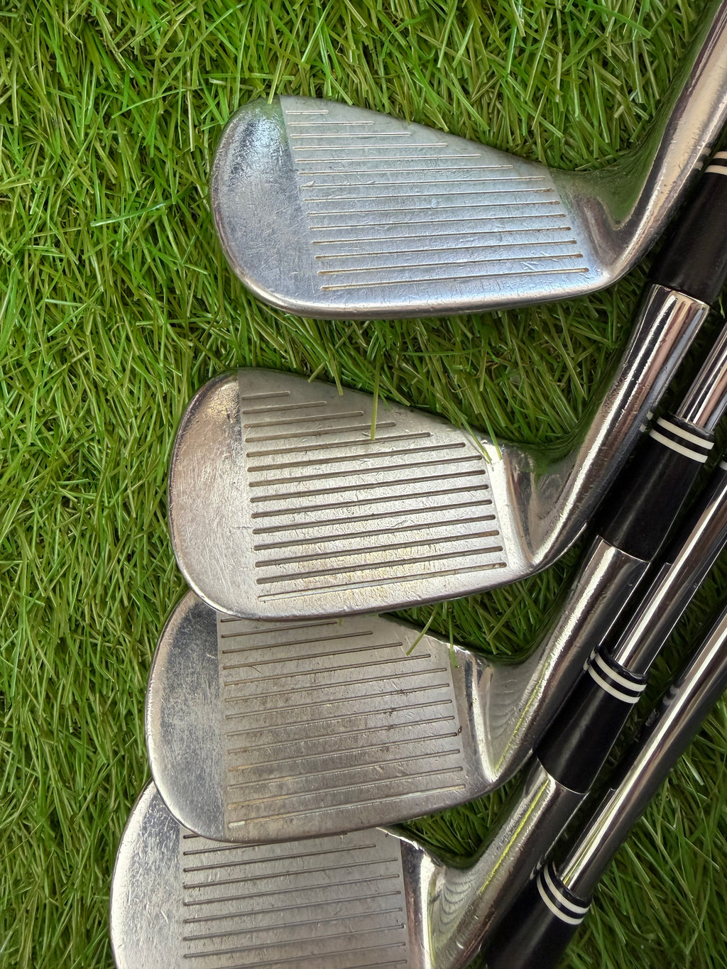 Cleveland Tour Action TA3 Iron Set (6-PW) RH Dynamic Gold R300 Regular Flex
