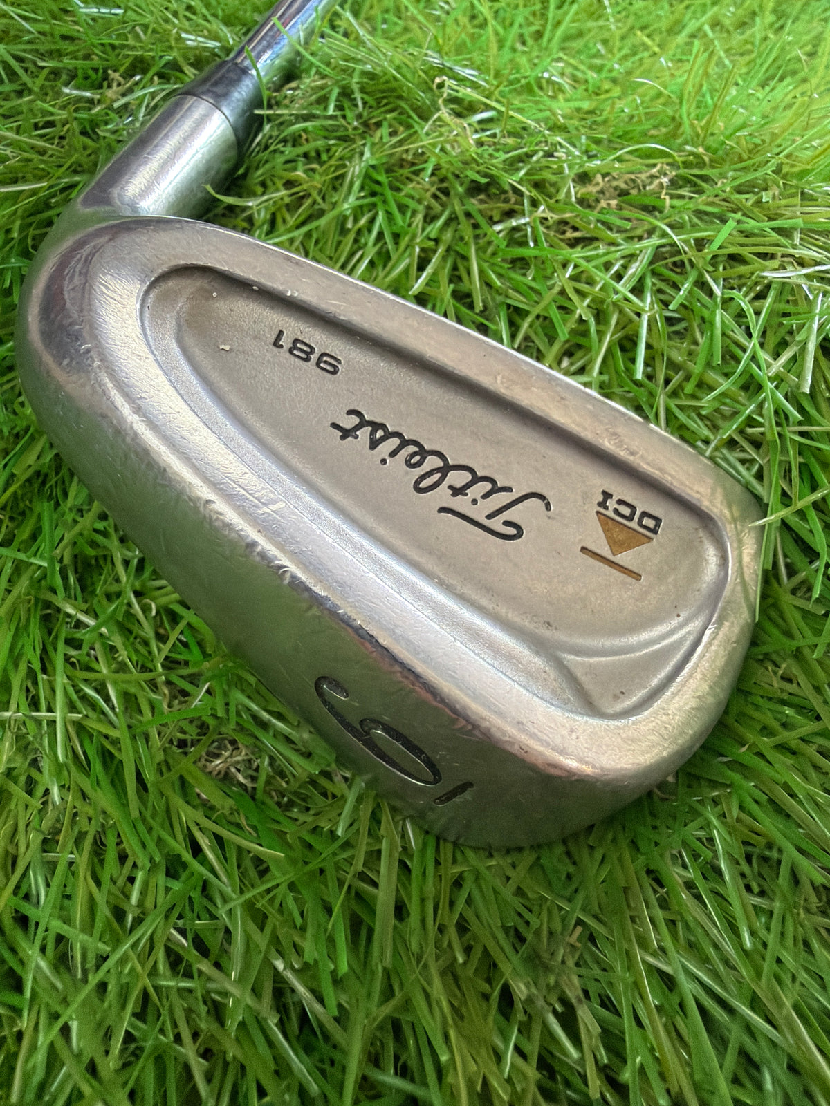 Titleist DCI 981 6 Iron RH Dynamic Golf Sensicore S300 Stiff Flex 38"