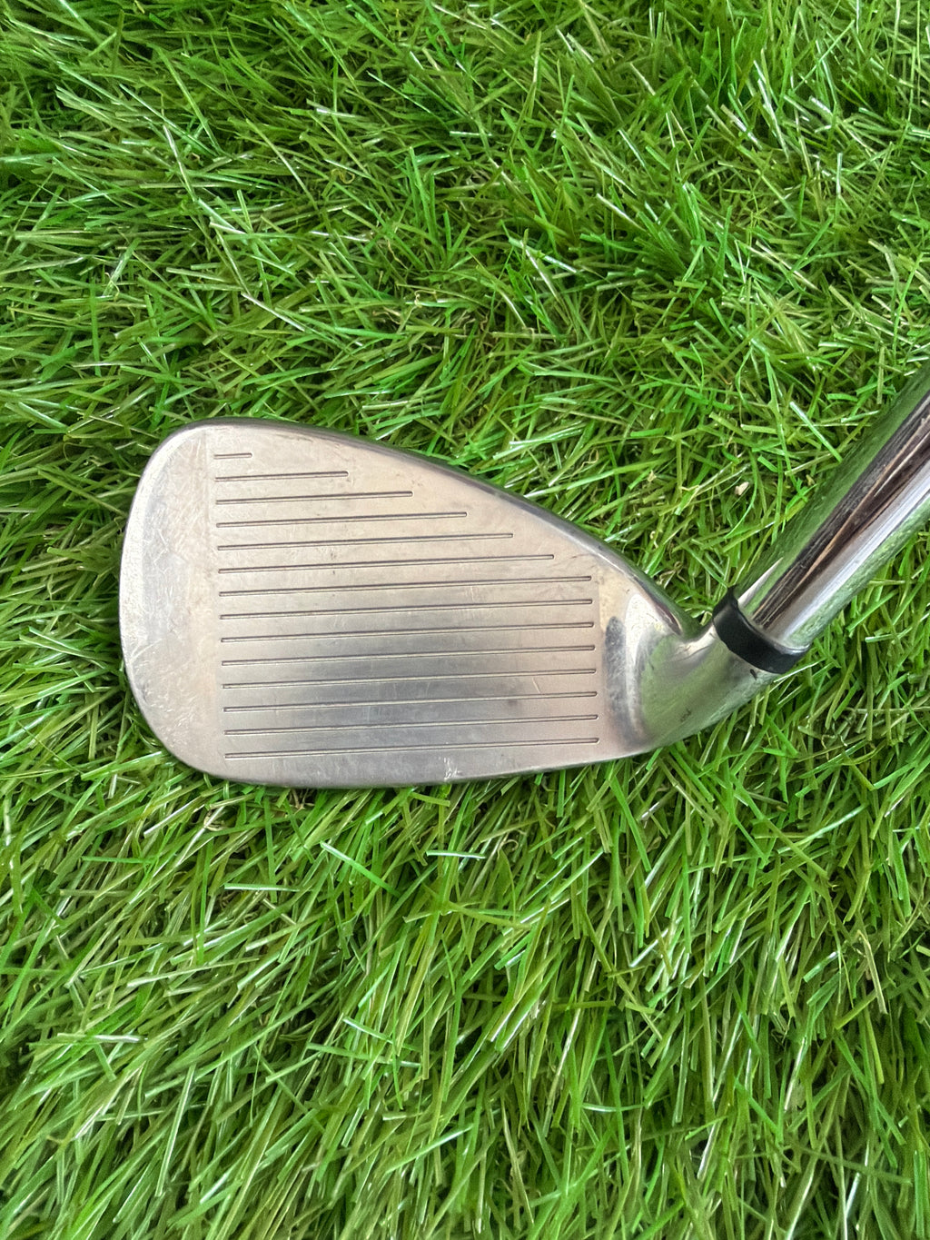 Wilson Deep Red Pitching Wedge RH Stiff Flex Steel Shaft 34"